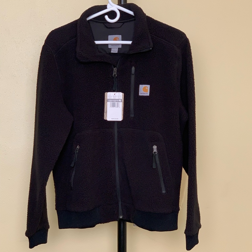 Carhartt. Medium